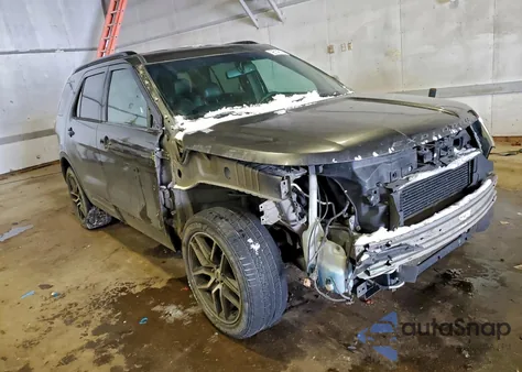 2016 Ford Explorer Sport z USA, uszkodzony, nr VIN 1FM5K8GT8GGA37907